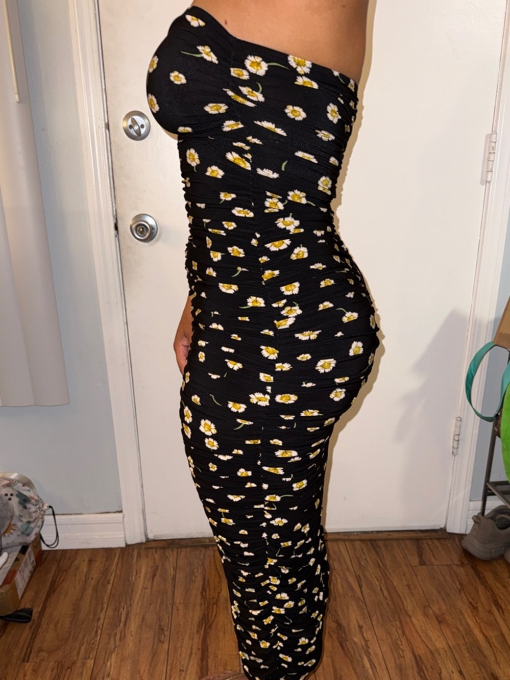 Norma Kamali Black Strapless Midi Dress with Yellow Daisy Print - Picture 6 of 7